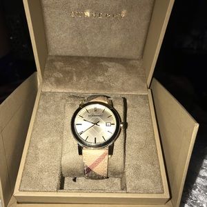 Burberry The City Haymarket Check Gold Face Watch